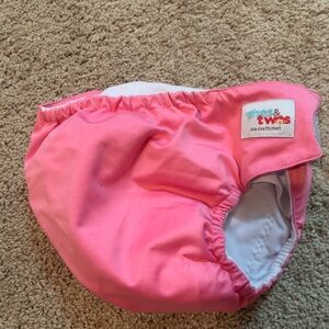 Ones and Twos brand cloth diaper with 3 soaking pads! GUC